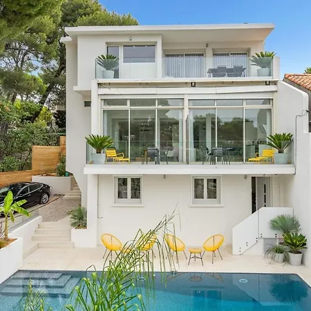 Giovannina-n4 * Cassis